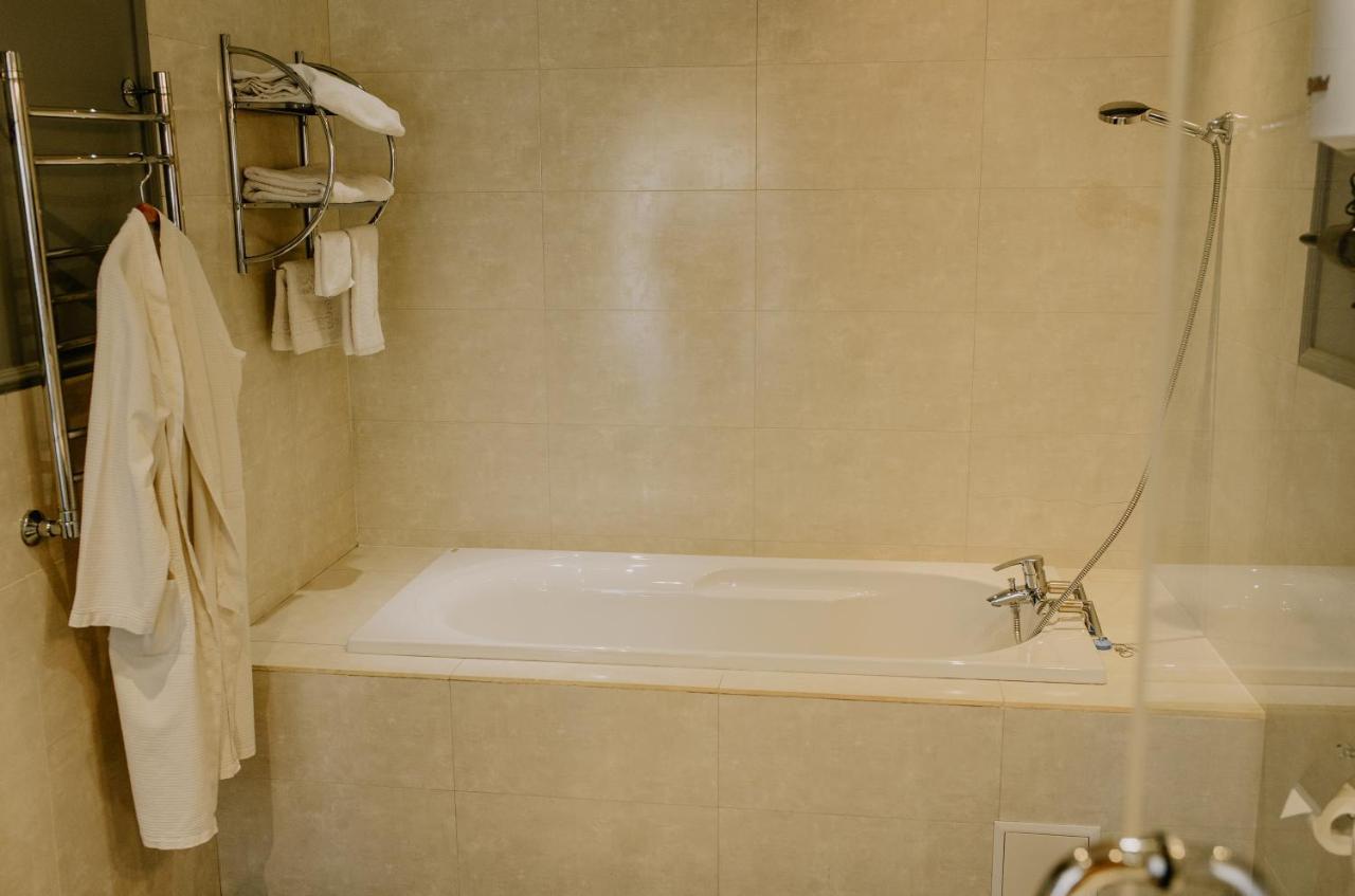 Plaza Hotel Kokshetau Exterior photo